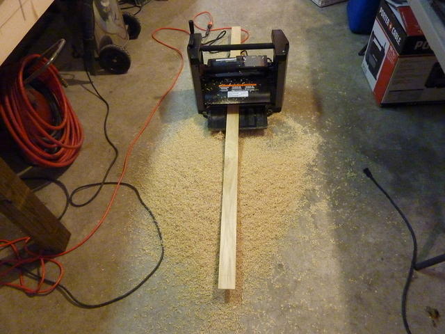 Planing strips for the curved trailing edge